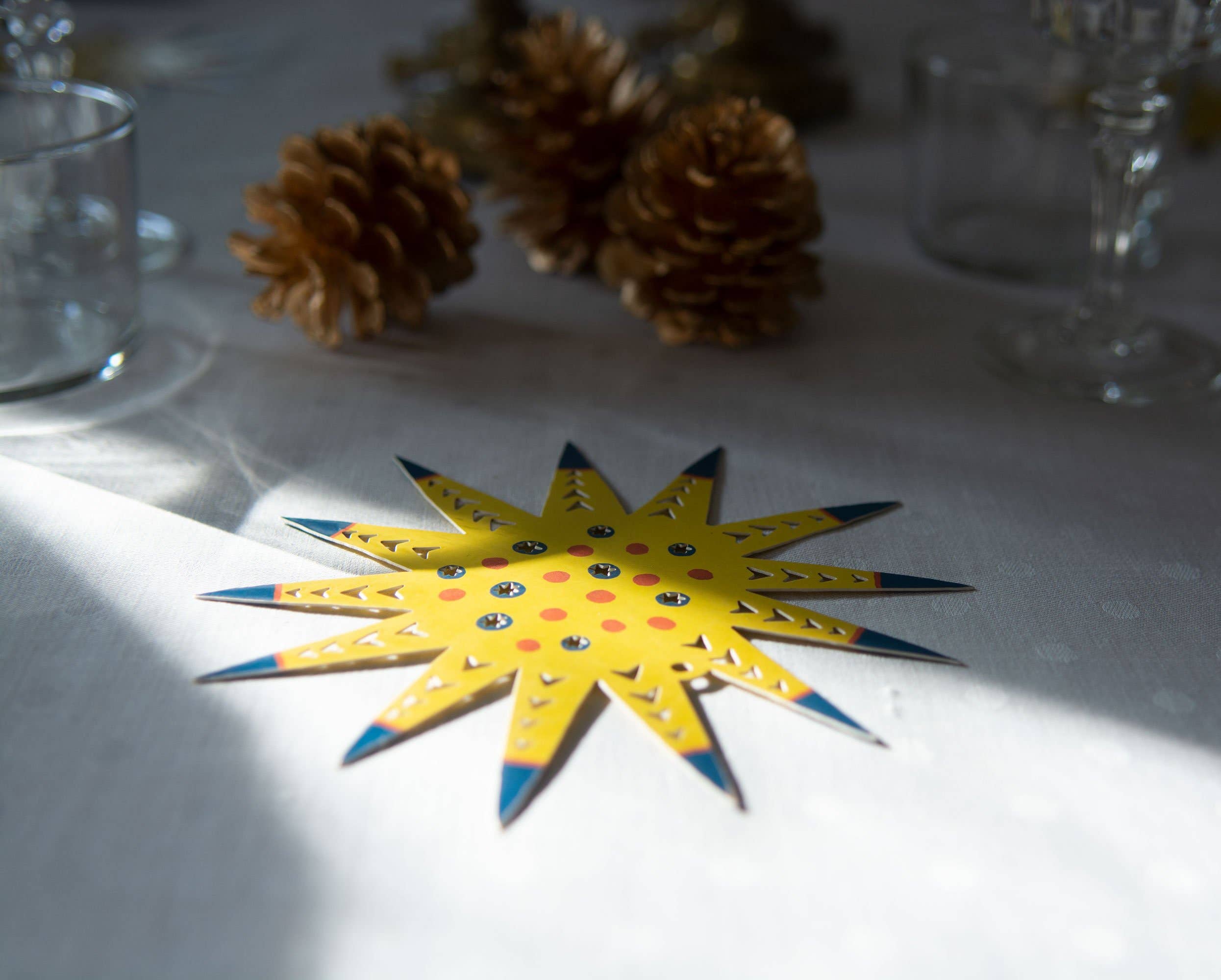 Pair of Paper Star Ornaments – Isatopia